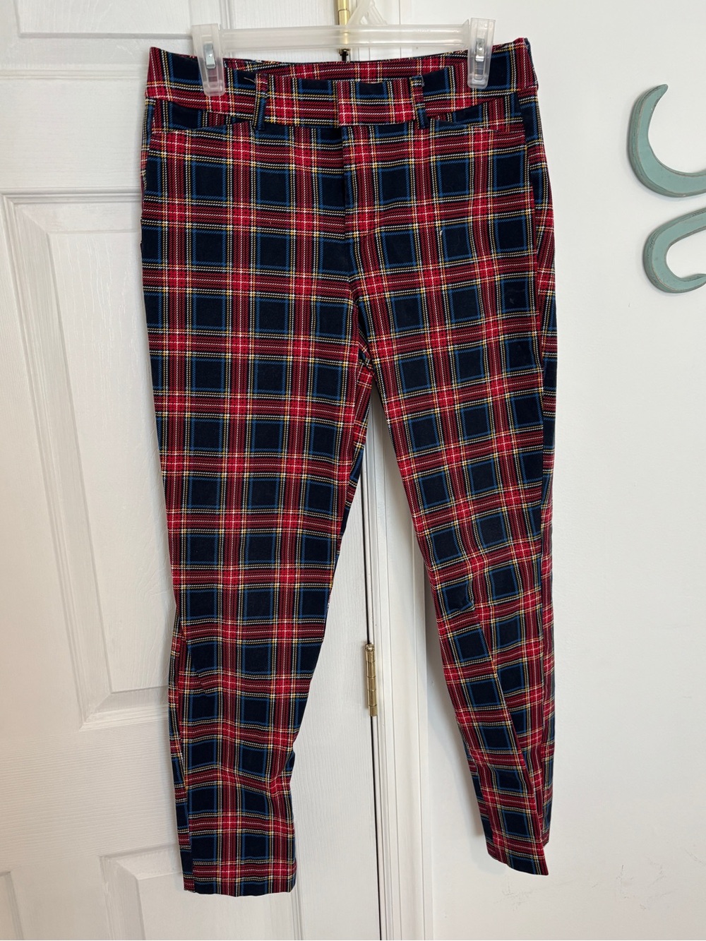 Old Navy Pixie Stretch Pants
